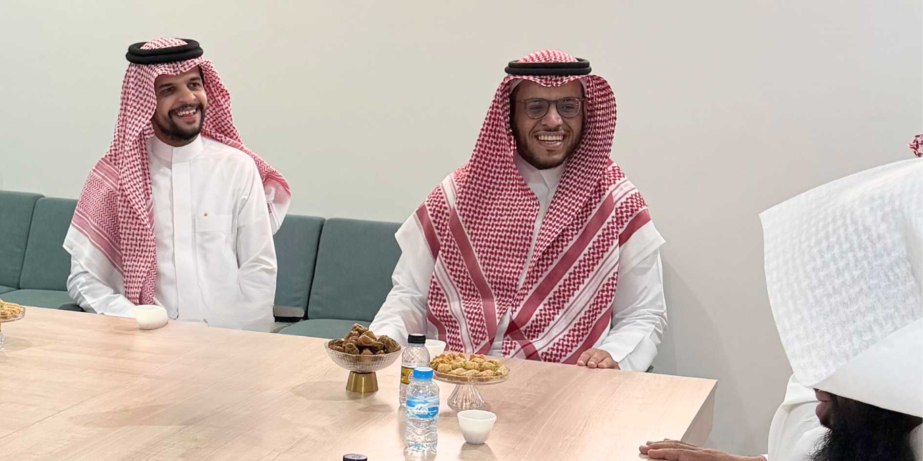 وفد اللجنة التنسيقية لجمعيات تحفيظ القرآن بالمملكة يزور تحفيظ بريدة